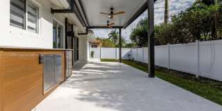 16894 Crestview Ln Gallery 4