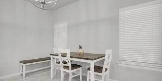 Upper Valley 2 Bedroom 2.5 Bath Gallery 23