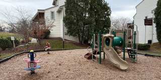 Spacious 3 Bedroom Condo- RENT TODAY & SAVE! Gallery 24