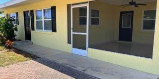 Welcome to 2154 Inner Cass, your ideal 2/1 home in Sarasota Gallery 1