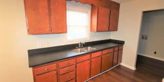 Move-In Ready Ranch Minutes from Plaza Midwood, NoDa & Uptown Gallery 11