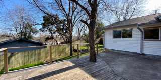 Hidden 4 Bed 2 Bath Gem in South Austin! Gallery 35