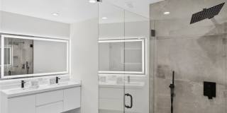 5270 Sepulveda Boulevard Gallery 17