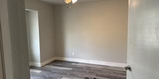 12000 Maple Rock Court Gallery 11