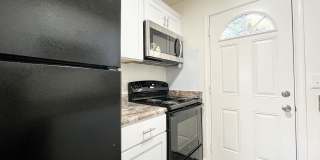 Collinwood South Apartments Gallery 15