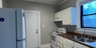 3 Bed/ 1.5 Bath All Brick Home Historic District! Gallery 6
