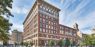 27 Library Street Northeast Gallery 1
