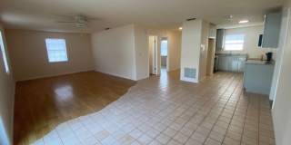 Charming 2-Bedroom, 2-Bath Single Family Home - Fully Renovated -Must See! Gallery 8