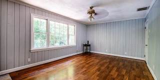 Room in 5 Bedroom Home at Kinnamon Rd Gallery 8