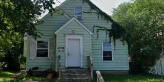 4 Bed / 2 Bath House Available Gallery 1