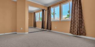 12 Bergamo Gallery 38