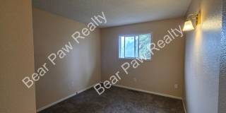 279 Reed Ave Gallery 16