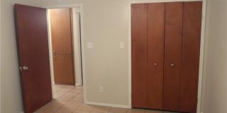 118 E Iris Avenue Gallery 22