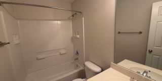 3 Bed 2.5 Bath Townhome in Brentwood Gallery 22