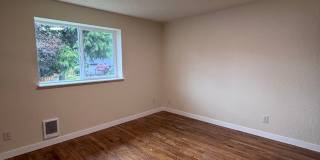 Beautifully Updated 4-Bedroom Home in Desirable Northeast Tacoma Beautifully Updated 4-Bedroom Home in Desirable Northeast Tacoma Gallery 42