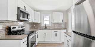 SCORE 50% OFF 1ST MONTH'S RENT IF SIGNED BY AUGUST 14! Stunning 4 bedroom home in Castle Shannon available September 1! Gallery 8