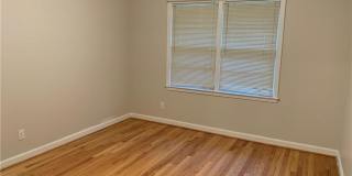1203 Biltmore Drive NE Gallery 14