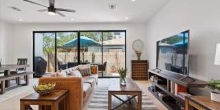 230 W Monterosa Street Gallery 16