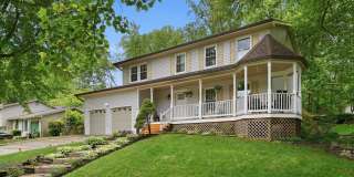 Newly Renovated 5 Bedroom Home With Country Porch! Gallery 1