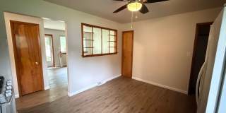 Conveniently located in the heart of Arnold! Gallery 8