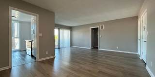 Tarzana Five Apartments Gallery 27