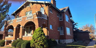 5301 S Broadway Gallery 2