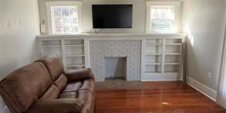 725 Peach Street Gallery 3