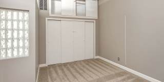 Greenhouse Gallery 22