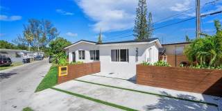 2380 NE 137th St Gallery 3