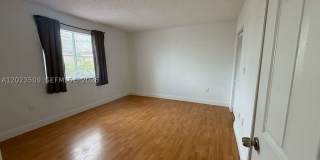 1137 NW 123rd Court Gallery 10