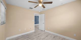 Renovated 3 Bed, 2 Bath Annual Rental in Naples Park Gallery 16
