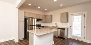 Single Family Home With Spacious Fenced Backyard! Gallery 29