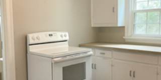 Charming Bungalow in Old Hickory/ Rayon City, Fenced Yard Gallery 1