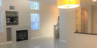 Stunning 3/3 PET FRIENDLY Condo in South San Jose Gallery 4