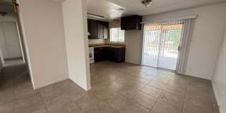 Victorville - 3 Bedrooms, 2 Bathrooms, New Paint, New Blinds, Tile Floors Victorville - 3 Bedrooms, 2 Bathrooms, New Paint, New Blinds, Tile Floors Gallery 12