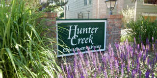Charming 2 bed/ 2 bath condominium located in Gunbarrel's Hunter Creek. Next to beautiful park! Gallery 1