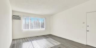 Serrano Apartments Gallery 24