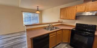 726-728 East Spokane Avenue Gallery 34