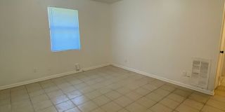 2 Bed | 1 Bath Apartment – One-Level Living! Gallery 1