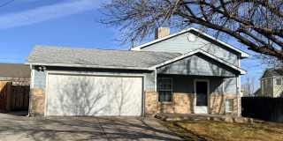 ALL PROSPECTIVE TENANTS MUST SUBMIT A $58 NON-REFUNDABLE APPLICATION FEE PER APPLICANT ONLINE AND BE PRE-QUALIFIED PRIOR TO ANY SHOWINGS Gallery 1