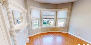 Exceptional Five Bedroom Home Near USC Campus! Gallery 3