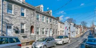 Updated 4 Bed 2 Bath Townhouse in Lancaster City! Gallery 32