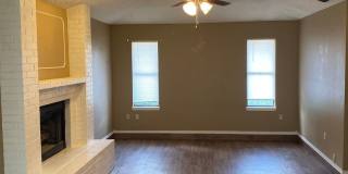 Cozy 3/2/2 Brick Home! Available September!! Gallery 41
