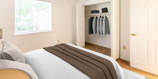 Creekside Square Apartments Gallery 17