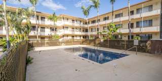 Available now!  Renovated 2-bedroom, 1-bath, 1-parking at Leolua Gardens Gallery 1