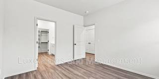 10912 Oak Hollow Drive Gallery 17