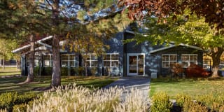 The Grove Gallery 21