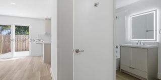 82 SW 3rd Ct Gallery 20