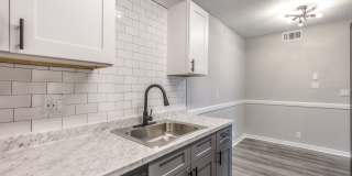 Crossings at Midtown Gallery 8