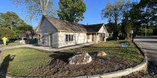 327 North Clarendon Avenue Gallery 1